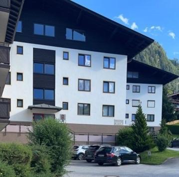 Ski Dome Apartments-Apartment Viva & Heaven Holiday Chalet Apartment Kaprun